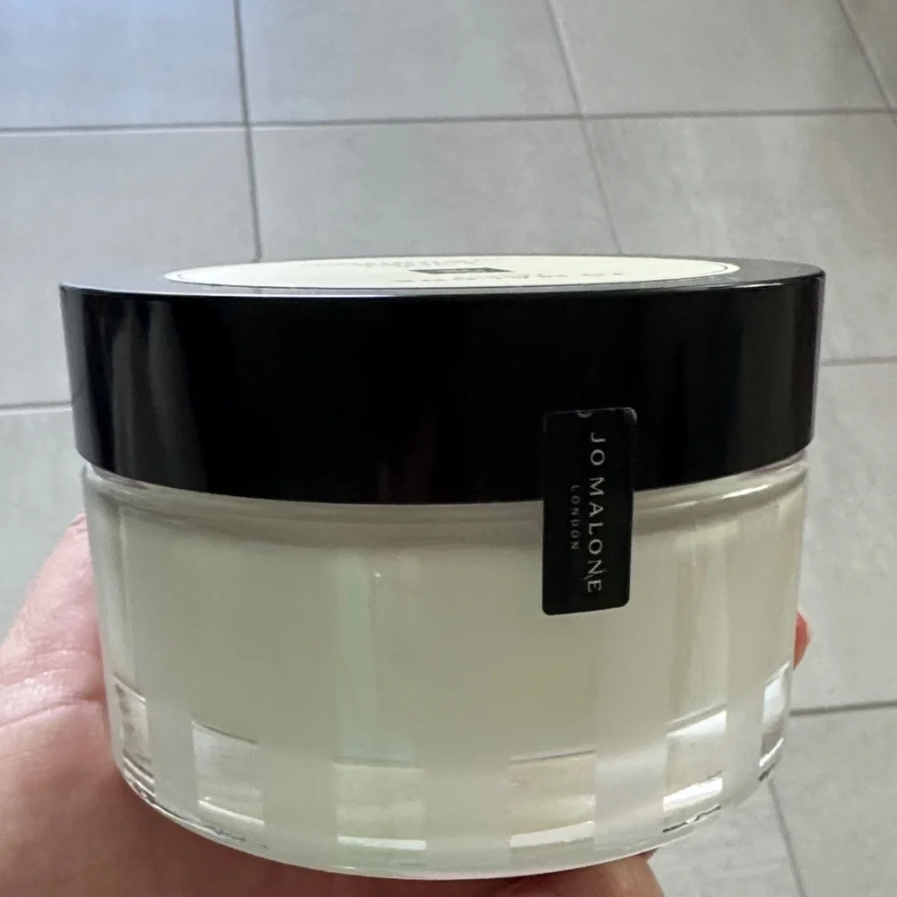 Jo Malone Wild Bluebell Body Crème Large Size Sealed - Picture 3 of 5
